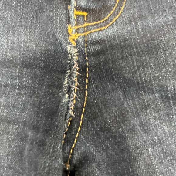 Women’s Blue 14 American Eagle Stretch Short Capri’s - Picture 5 of 15